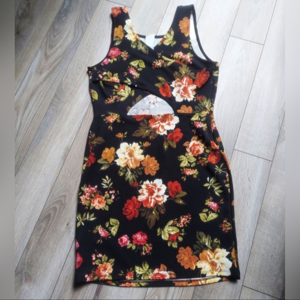 vintage grunge Floral Cut Out Dress